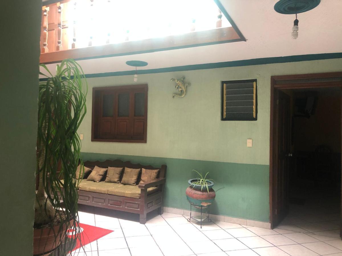 Hotel Oyo San Pablo 3*